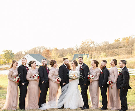The Home Place at Valley View is a Kansas City Wedding and Reception Venue and is located just outside of Orrick, Missouri, overlooking the Missouri river bottoms. Surrounded by the breathtaking landscapes, it is the ideal mix of rustic beauty and elegant accommodations to host your rehearsal, wedding ceremony and reception.